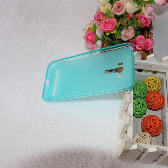  04  Silicone Asus Selfie ZD551KL