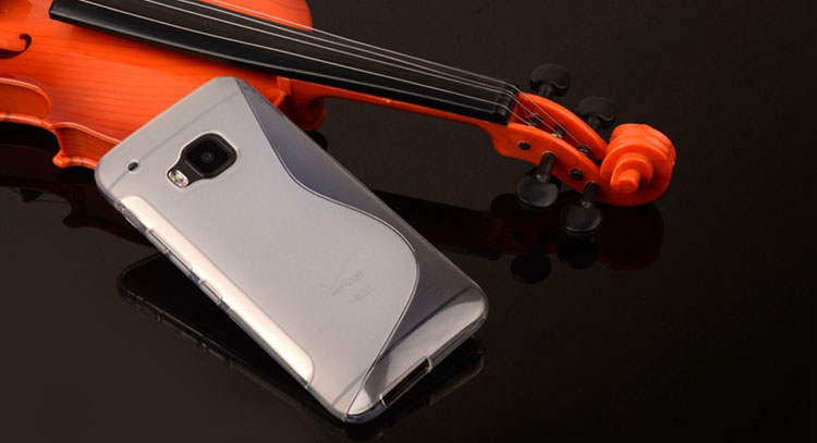  04  Silicone HTC One S9